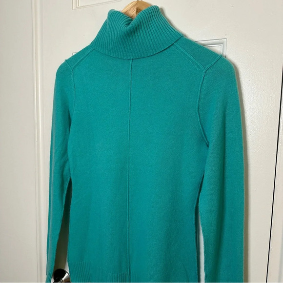 AQUA 100% Cashmere Turtleneck Sweater Teal Blue Size XS Winter Holiday Cozy Warm - Picture 4 of 6